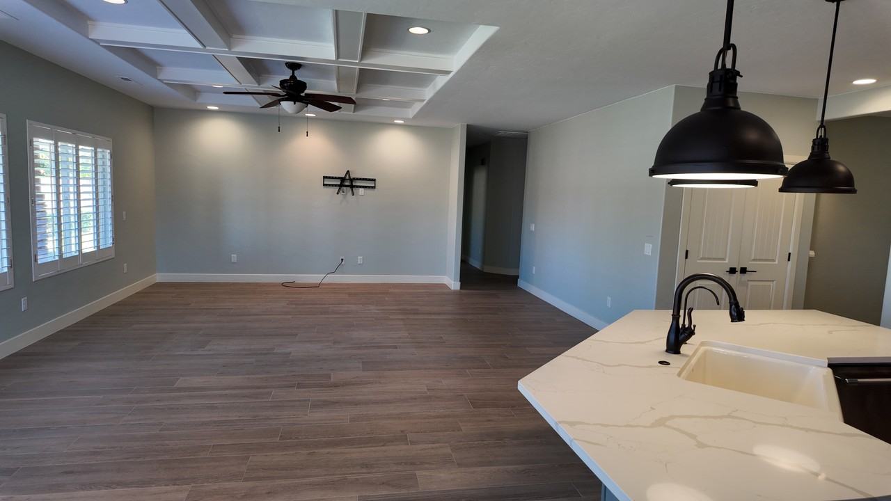 2173 S 1300 W #2173 - Photo 4 of 32