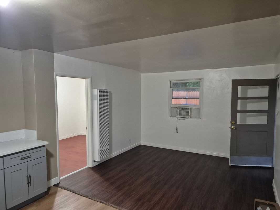 118 Fano St - Photo 4 of 6