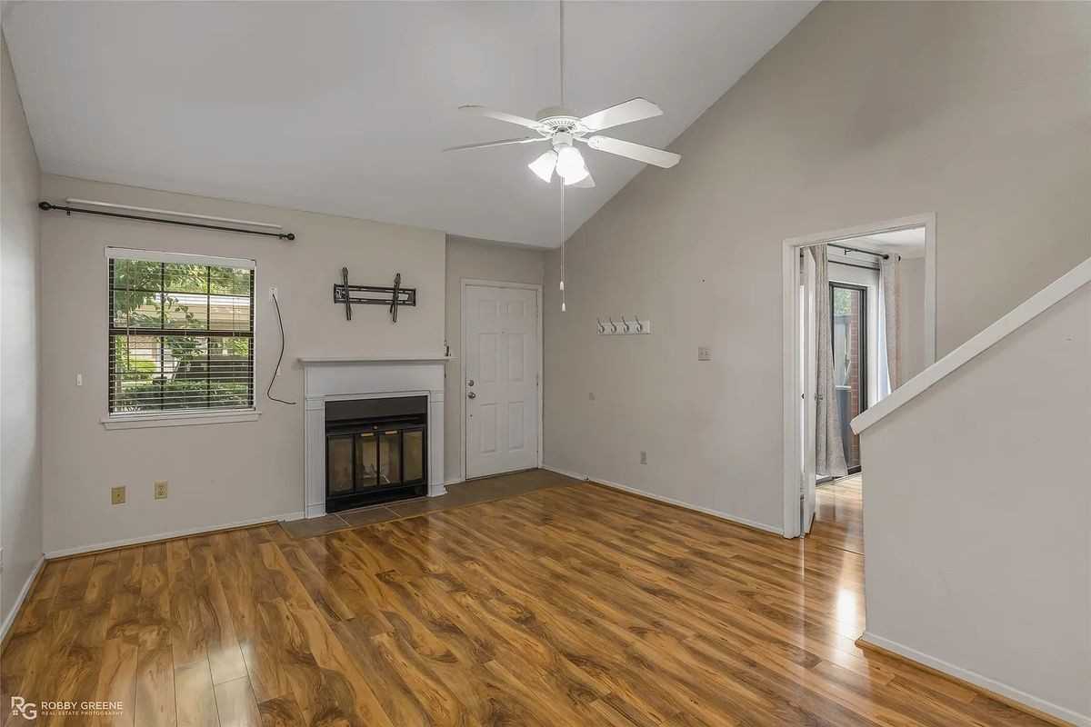 3636 Greenacres Place Dr - Photo 5 of 8