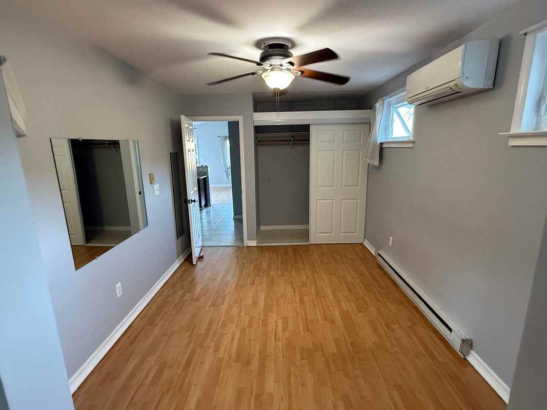 1638 Bay Ridge Rd - Photo 4 of 12