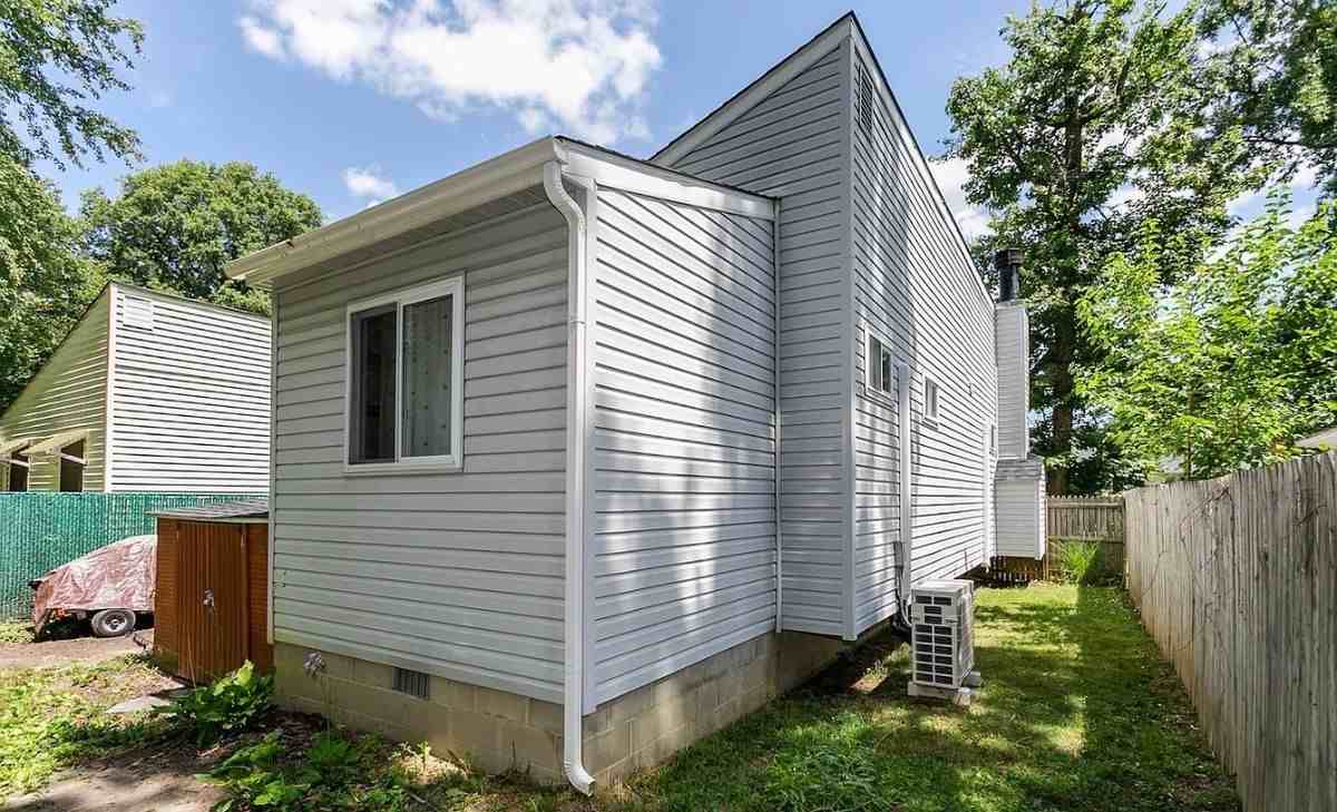 1638 Bay Ridge Rd - Photo 6 of 12