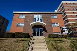 475 W Grand Ave ##6 - Photo 1 of 1
