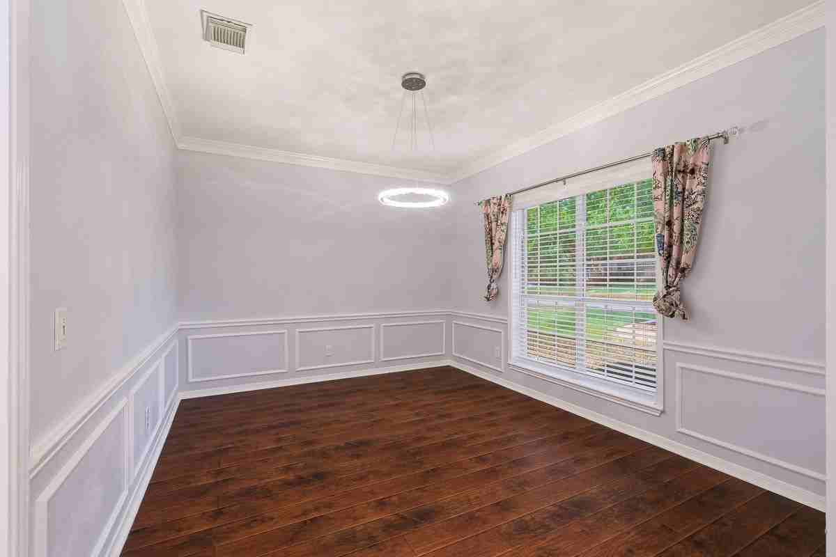 8746 London Hts - Photo 6 of 29