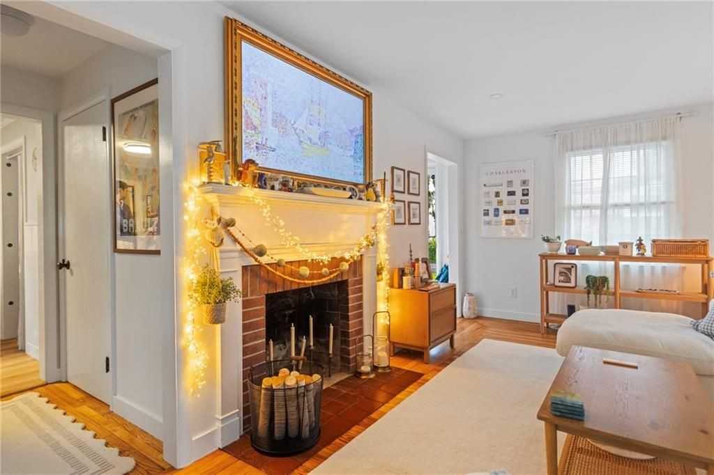 7 Beach Ave - Photo 6 of 48