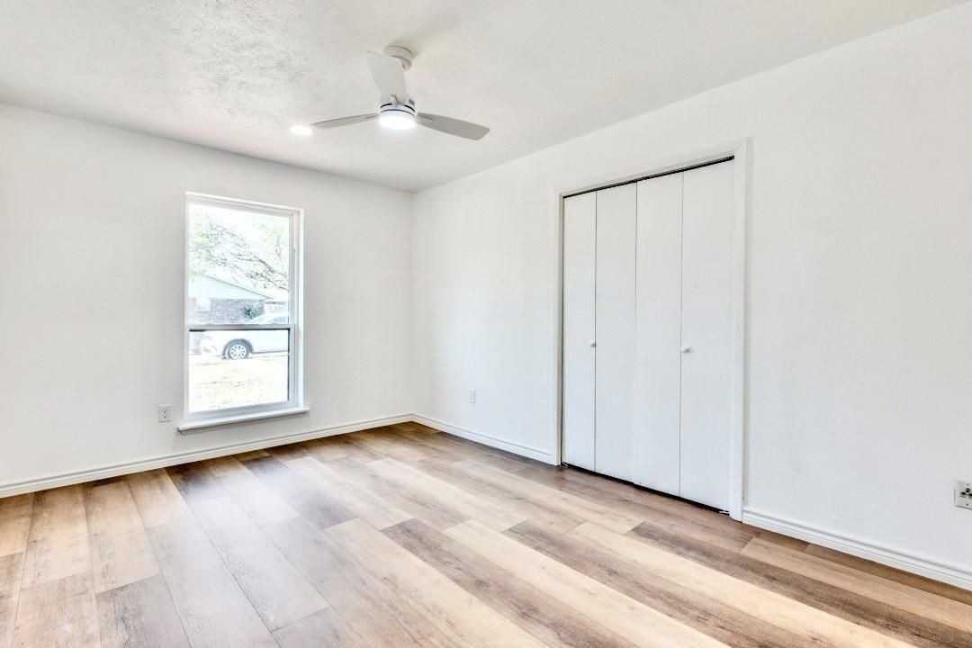 2320 Fulton Dr - Photo 4 of 17