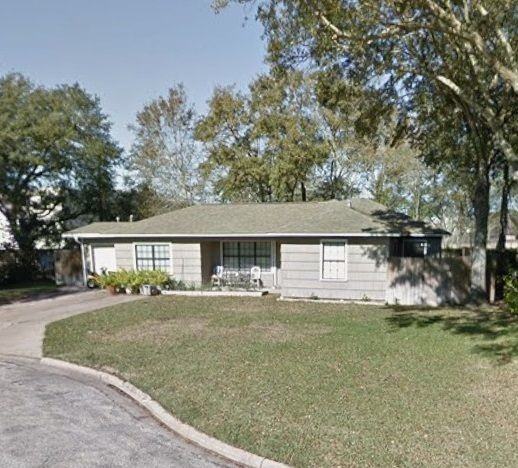 211 Gary Cir - Photo 3 of 3
