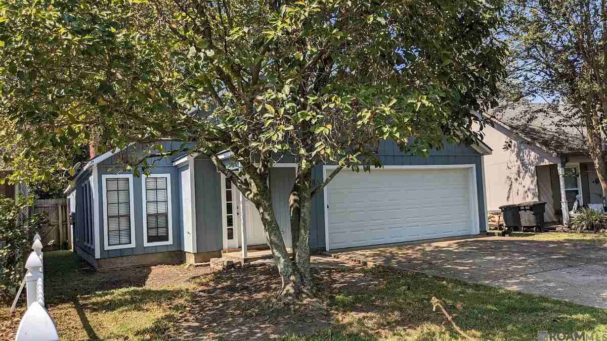 332 Heatherwood Dr - Photo 2 of 20