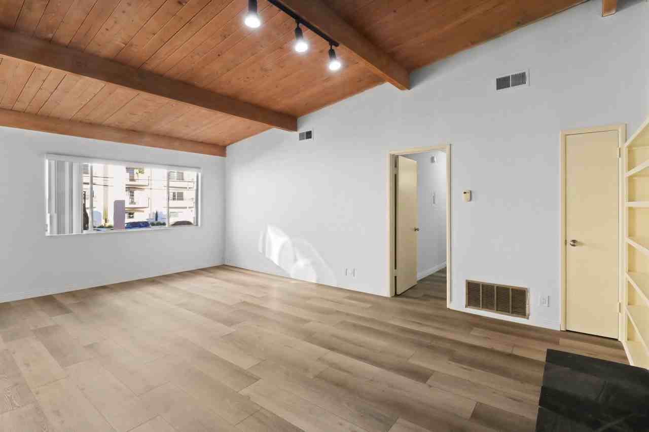 11908 Kiowa Avenue, - Photo 2 of 50