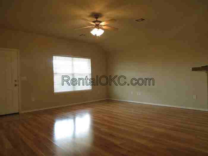 4629 Se 78th St - Photo 2 of 13