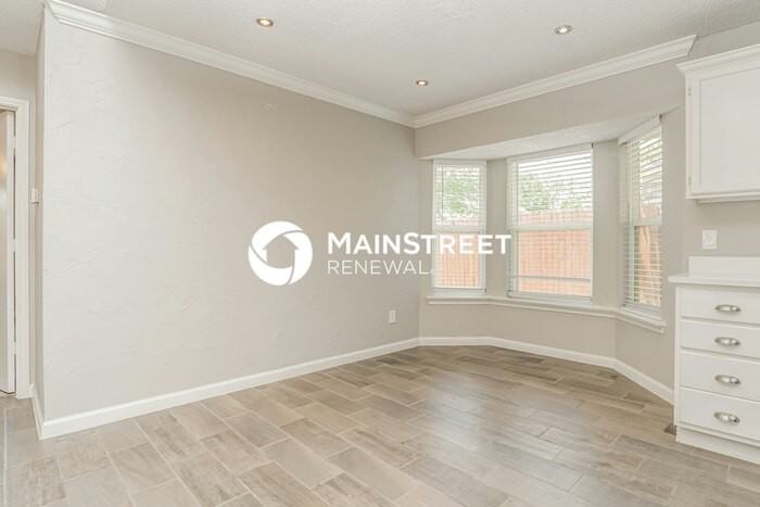 6400 Avanti Dr - Photo 5 of 16