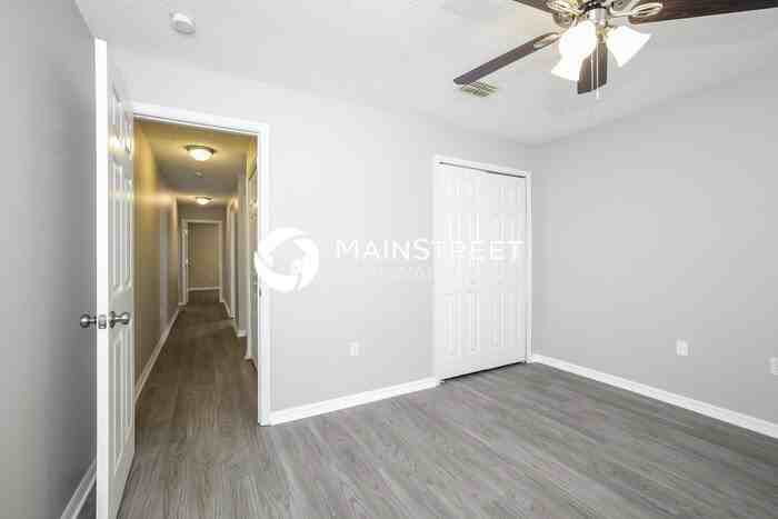 630 Bayport Dr - Photo 7 of 16