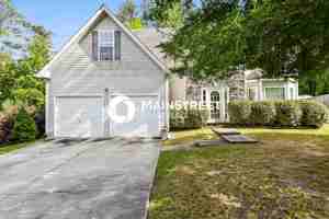 featured image of 7416 Petal Pl