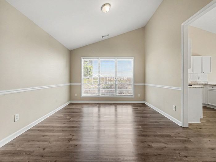 803 Creek Bottom Rd - Photo 7 of 22