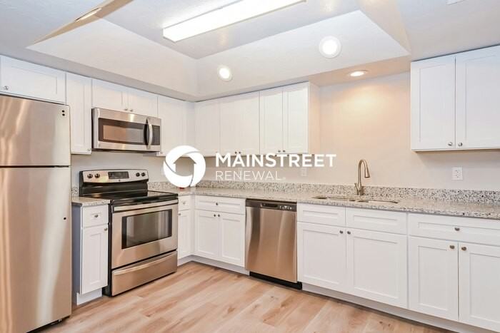 4786 Sloan Ave - Photo 5 of 16