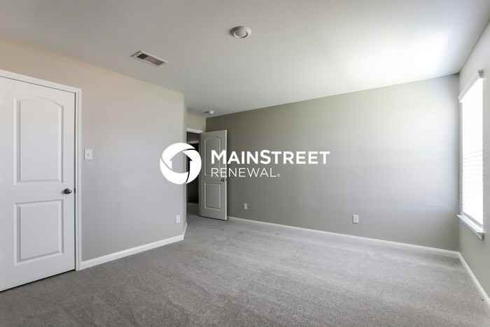 25217 Dickens Dr - Photo 3 of 19
