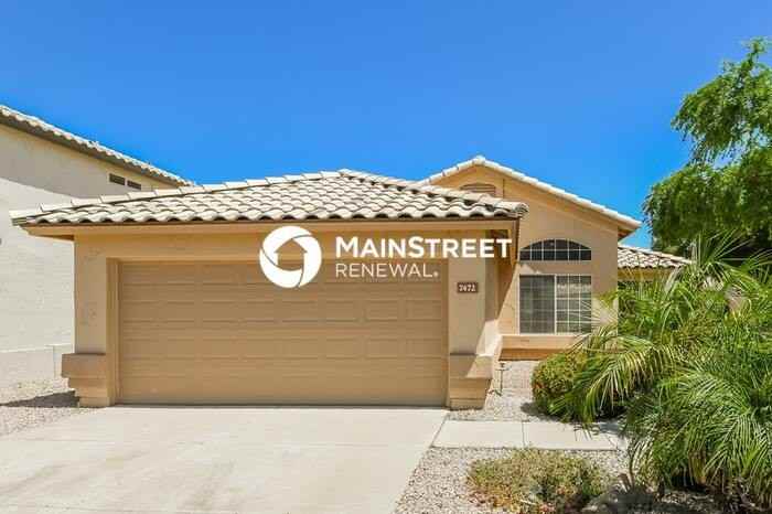 7472 W Crest Ln - Photo 2 of 16