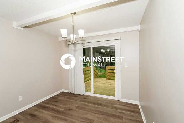 6739 Ridgewood Dr - Photo 6 of 17