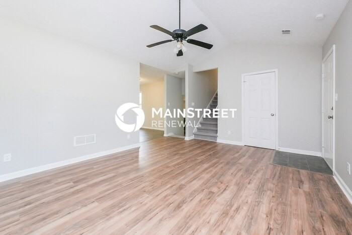 775 Cowan Rd - Photo 5 of 17