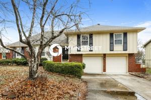 featured image of 3909 S Summit Ridge Dr