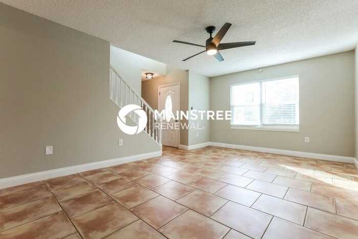 2124 Briant St - Photo 5 of 17