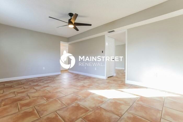 2124 Briant St - Photo 6 of 17
