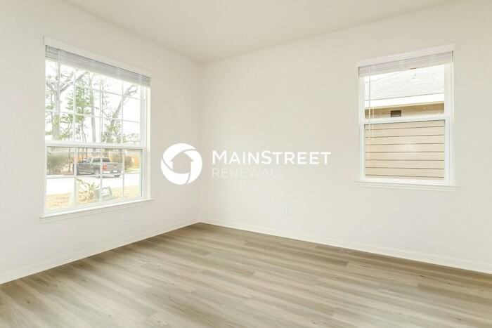 21027 Titian Dr - Photo 5 of 16