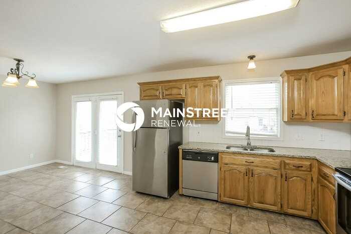 4305 Garland Ave - Photo 5 of 17