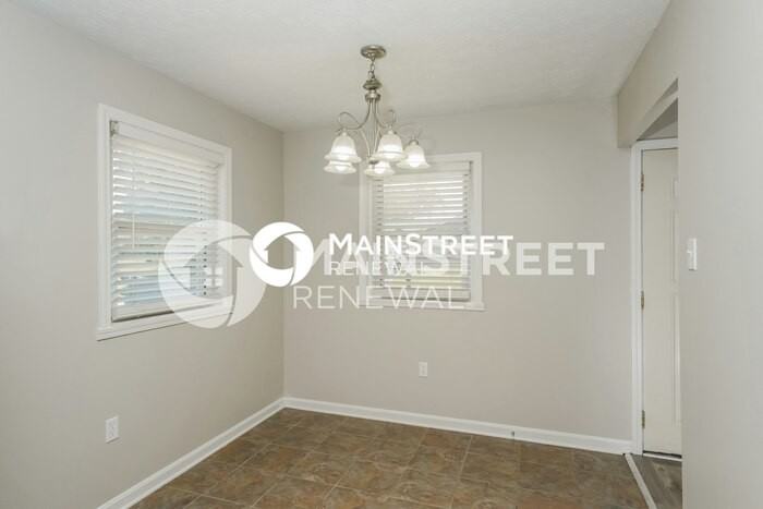 3010 Mcarthur Way - Photo 6 of 15