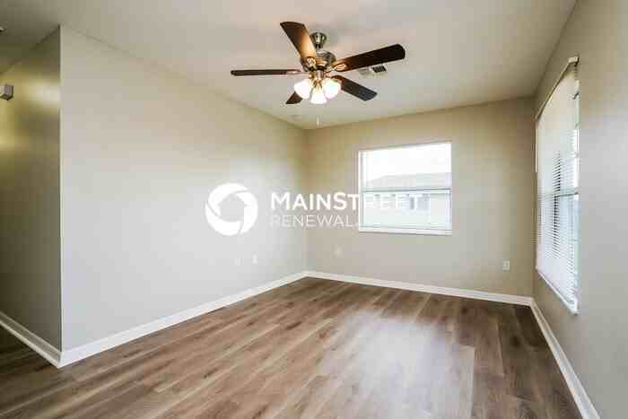 3204 21st St Sw - Photo 3 of 16