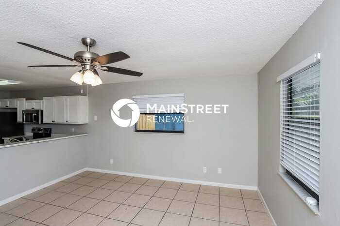 643 30th Ave Sw - Photo 5 of 16