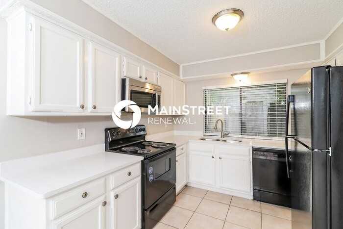 5320 Buckner Dr - Photo 7 of 16