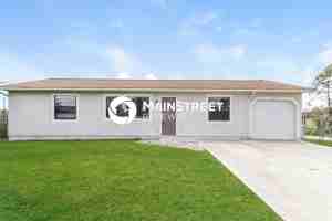 featured image of 1022 Sw Jacqueline Ave