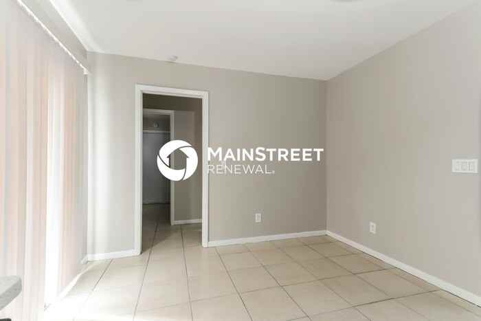 1022 Sw Jacqueline Ave - Photo 6 of 16