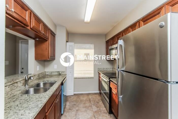 449 Archer Rd Se - Photo 6 of 16