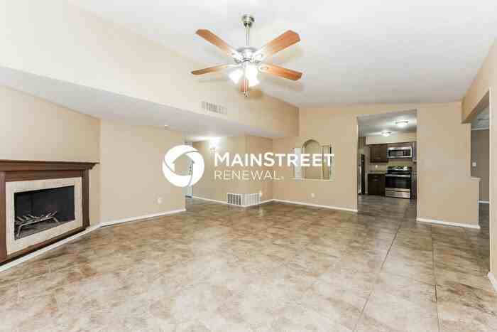 4101 Brookmoor Dr - Photo 3 of 16