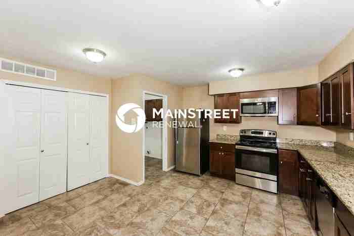4101 Brookmoor Dr - Photo 6 of 16