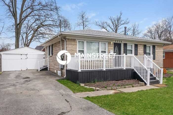 5809 Noah Dr - Photo 3 of 16