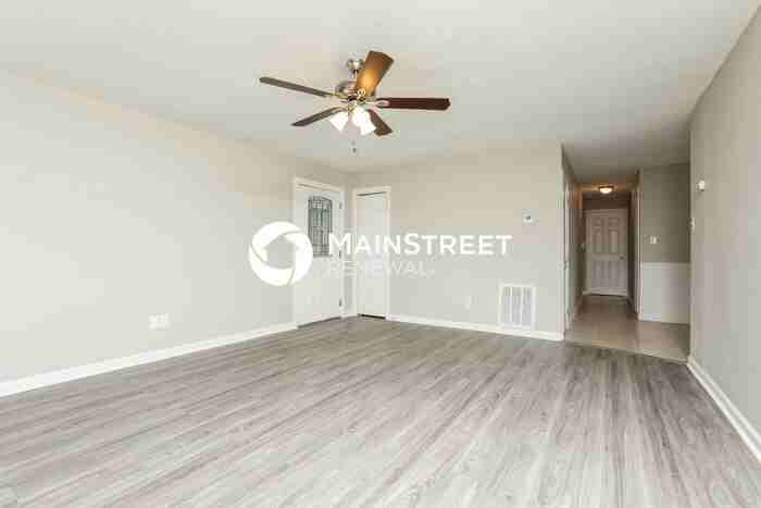123 12th Ave - Photo 4 of 14