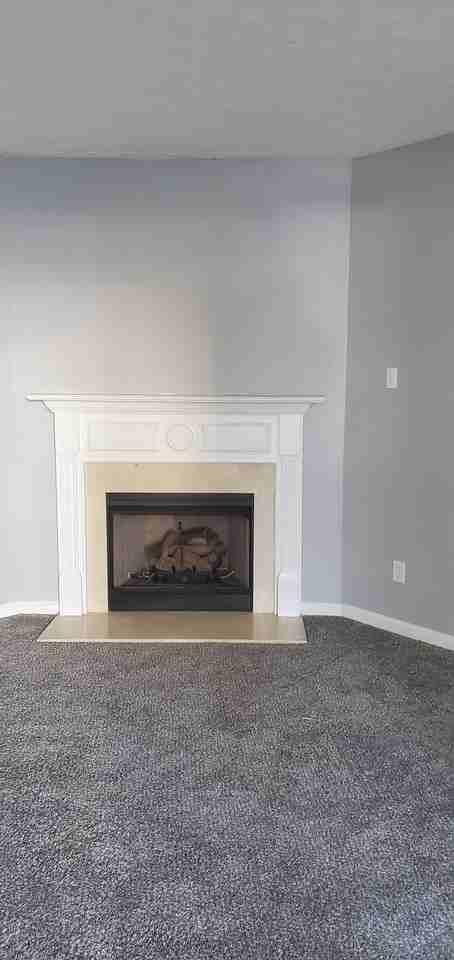 1206 Penhurst Way - Photo 2 of 11