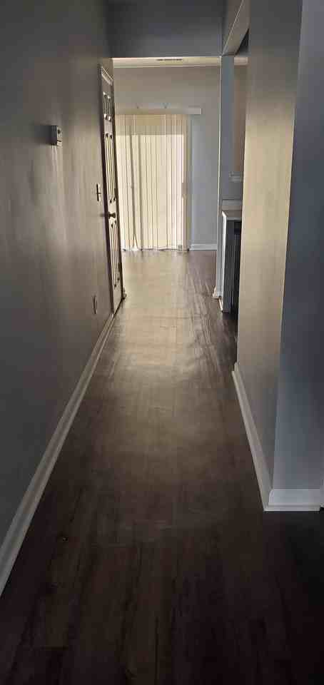 1206 Penhurst Way - Photo 3 of 11