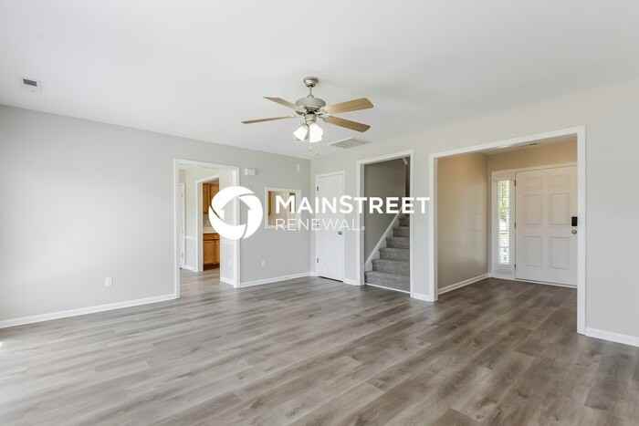 4209 Oaksburg Ct - Photo 2 of 17