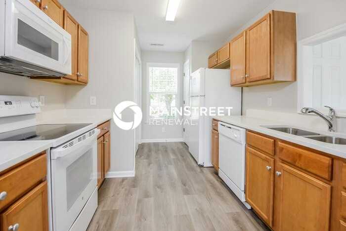 4209 Oaksburg Ct - Photo 6 of 17