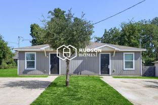 2106 Henry St #A - Photo 1 of 1