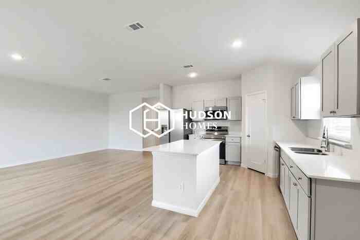 3816 Keller Rd - Photo 4 of 12