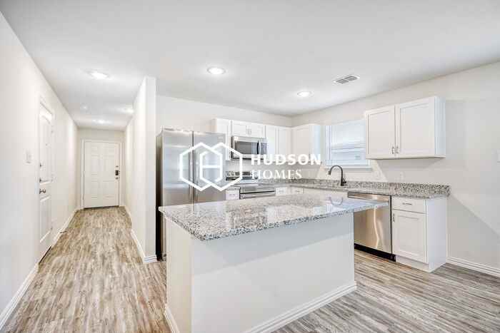 123 Hesed St - Photo 3 of 12