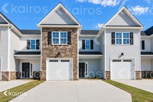featured image of 3713 Oak Leaf Way #B