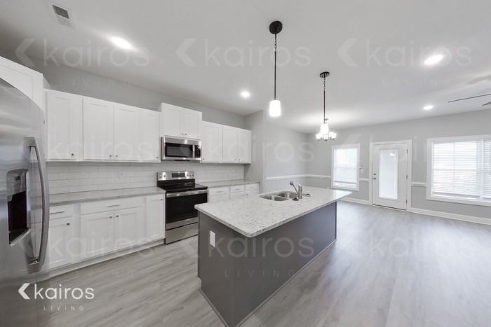 3713 Oak Leaf Way #B - Photo 7 of 26