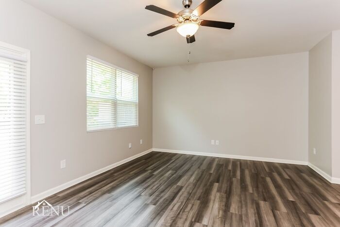 1475 Hyatt Cir - Photo 7 of 17