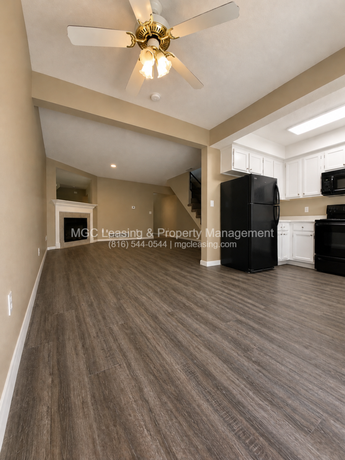 4601B Ne Whispering Winds Dr - Photo 6 of 19
