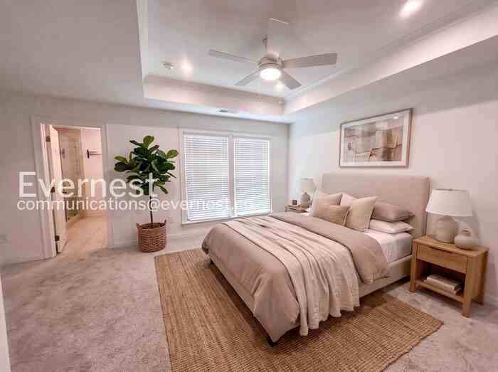 2114 Emmet Park Ln #108 - Photo 3 of 32